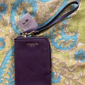 BRAND NEW with tags Purple Leather Coach Wristlet!